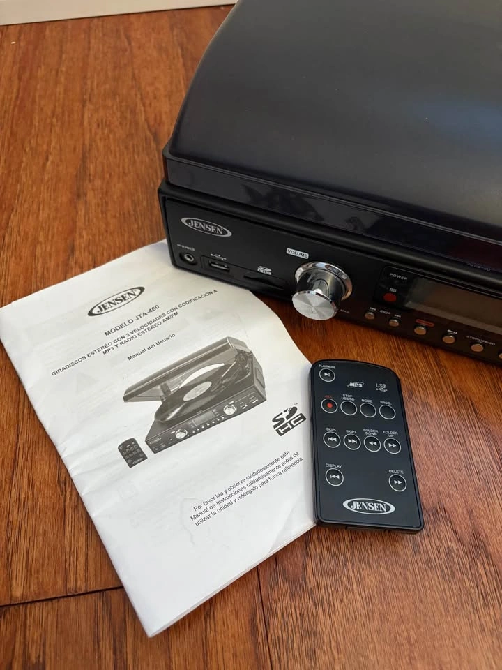 Jensen Record Player - photo 2