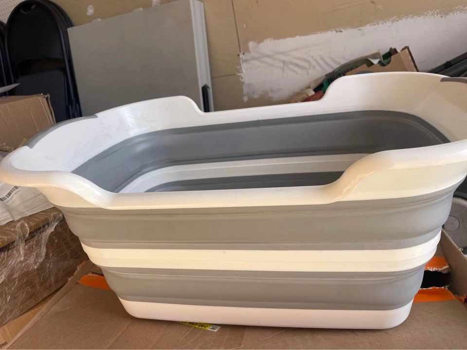 Collapsible Laundry Basket & Dog Bath Tub - photo 5