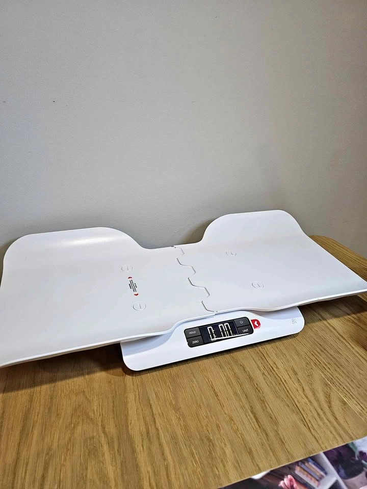 Greater Goods Baby Scale for Newborns
