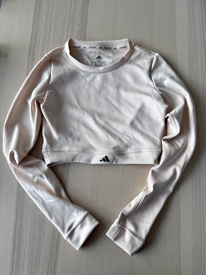 Adidas - Sports Club Long Sleeve Crop Top - Size XS