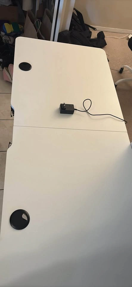 Electric Height Adjustable Standing Desk – Excellent Condition - photo 3