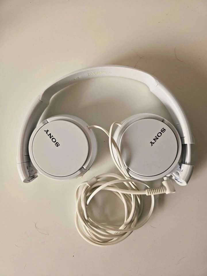 Sony Wired Headphones White 🌱