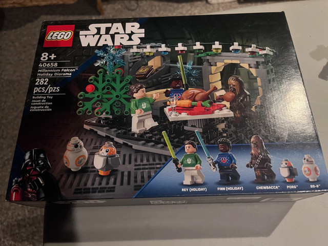 Lego Star Wars Millenium falcon holiday