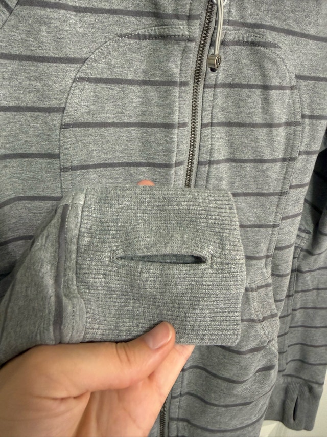 Lululemon Grey Movement Jacket - Size 4 - photo 4