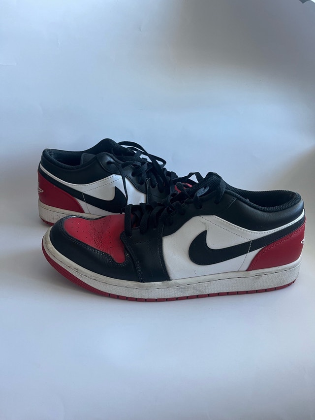 Nike Vintage Men's Air Jordan 1 Low 'Bred Toe' Size 10.5