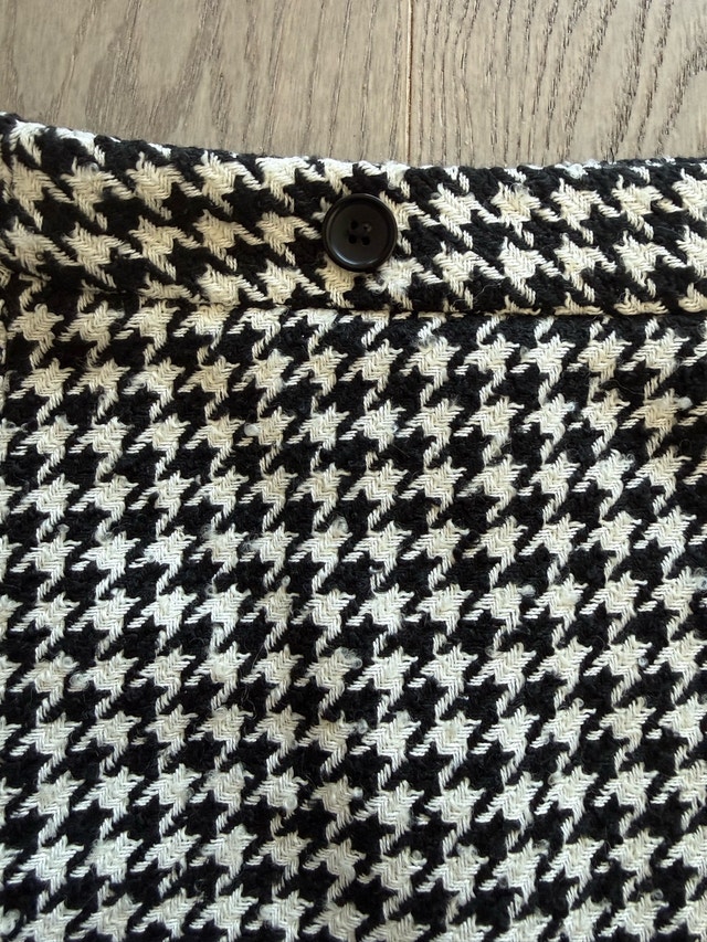 Banana Republic Black & White Houndstooth Skirt Size 2 - photo 2