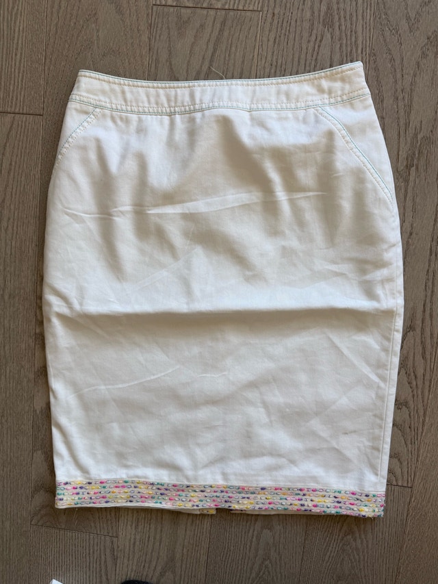 Lilly Cream High Rise Skirt - Size 9S (155/64a)