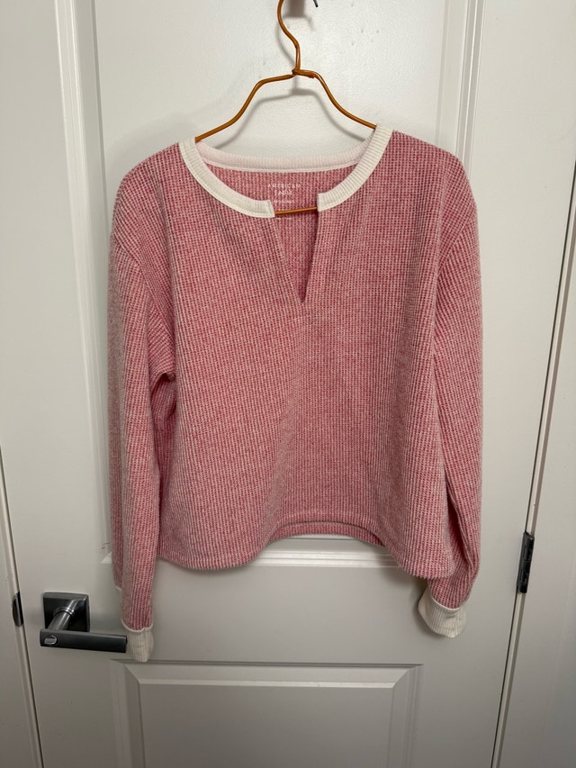 American Eagle Lounge Knit Short Pullover Sweater M