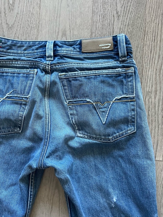 Diesel Levan Y2K Men's Classic Blue Straight-Leg Jeans W29 L 32