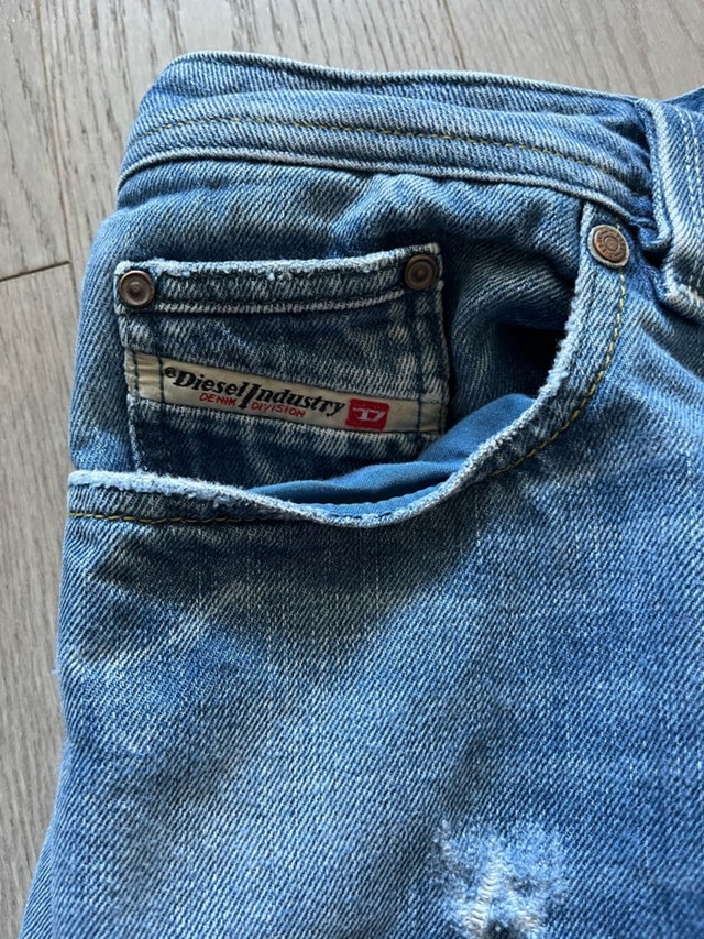 Diesel Levan Y2K Men's Classic Blue Straight-Leg Jeans W29 L 32 - photo 2