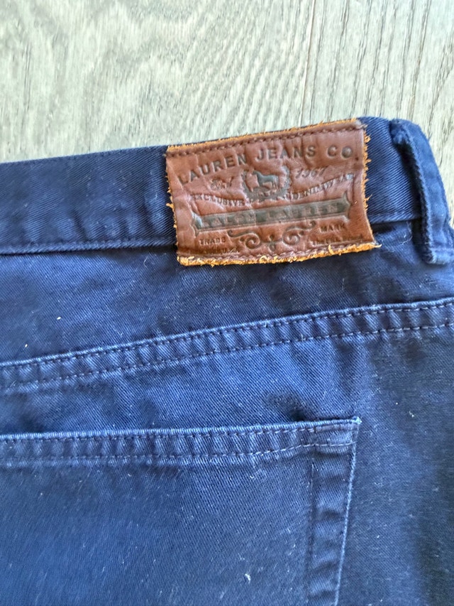 Ralph Lauren Women's Denim Midcalf Shorts Size 14 Petite - photo 4