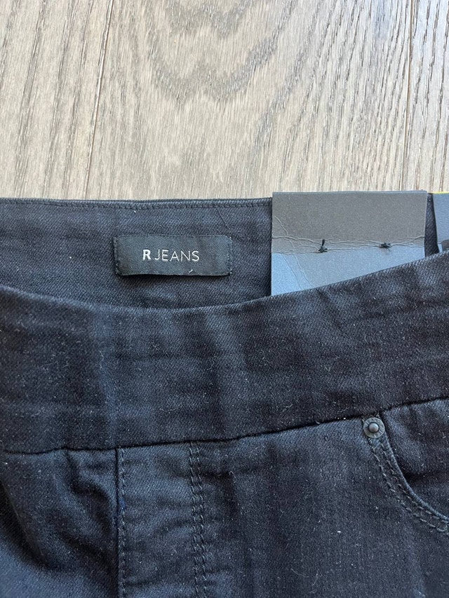 NEW Reitmans Women's Black Denim Jeans Size 29 Petite - photo 3