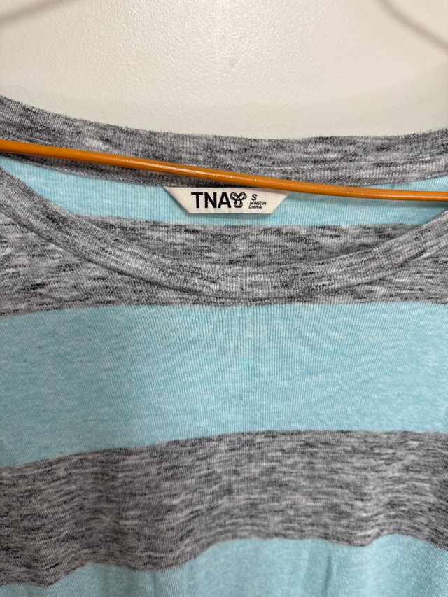 TNA Wide Stripe Scoop Neck Top - Light Blue/Gray - Size S - photo 2