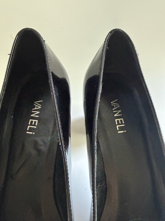 VANELi Classic Black Patent Low Block Heel Pumps Size 12 - photo 4