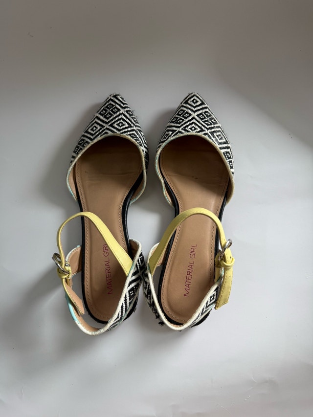 Material Girl Pointed Toe Flats Size 36 - photo 2