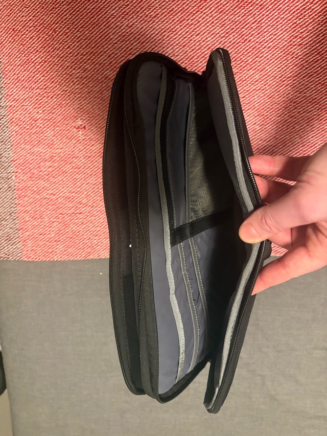 AER Tech Folio / Laptop Sleeve 13” - NEW - photo 2
