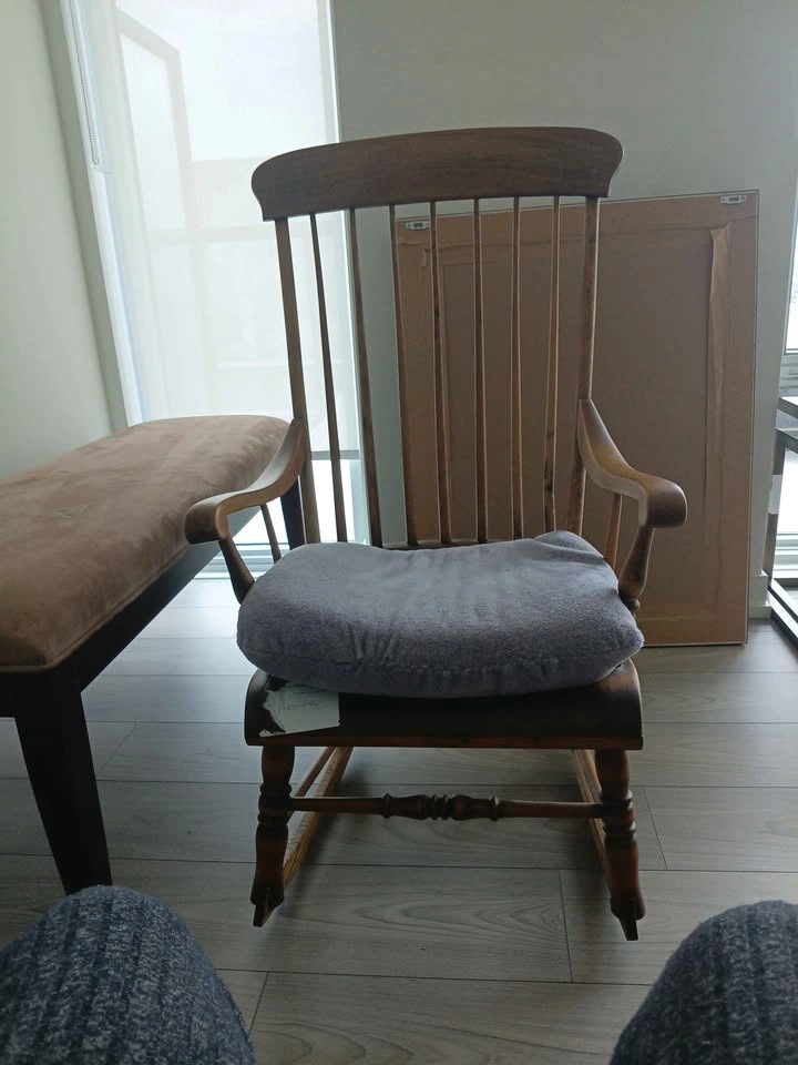 Solid Wood Rocking Chair with Cushioned Seat - photo 2