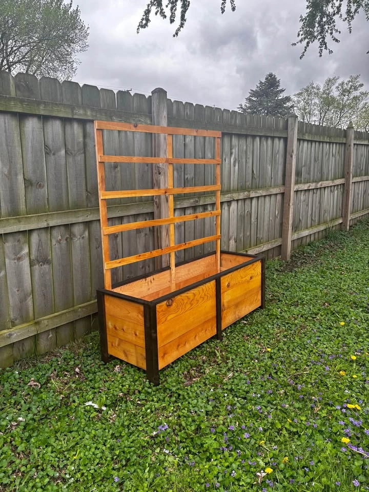 Handmade Two Tone Cedar Planter W/ Trellis