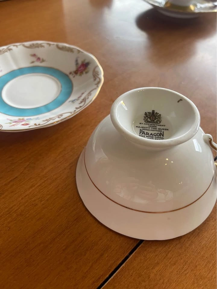 10 Assorted Fine Bone China Teacups (Shelley, Royal Chelsea, Par - photo 5