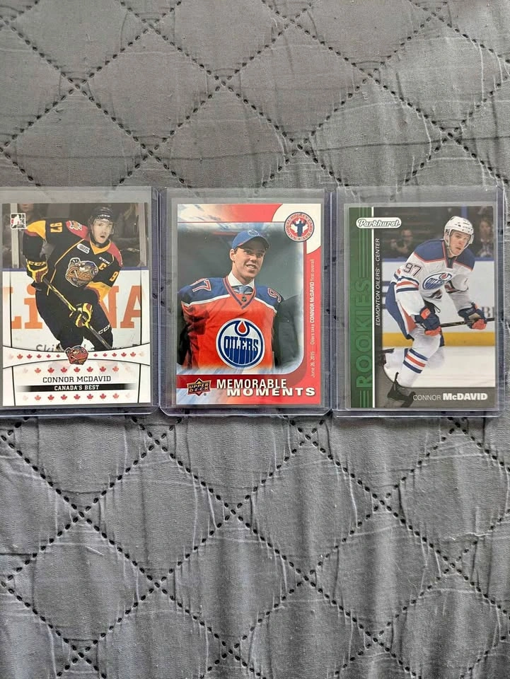 Hockey Cards - McDavid
