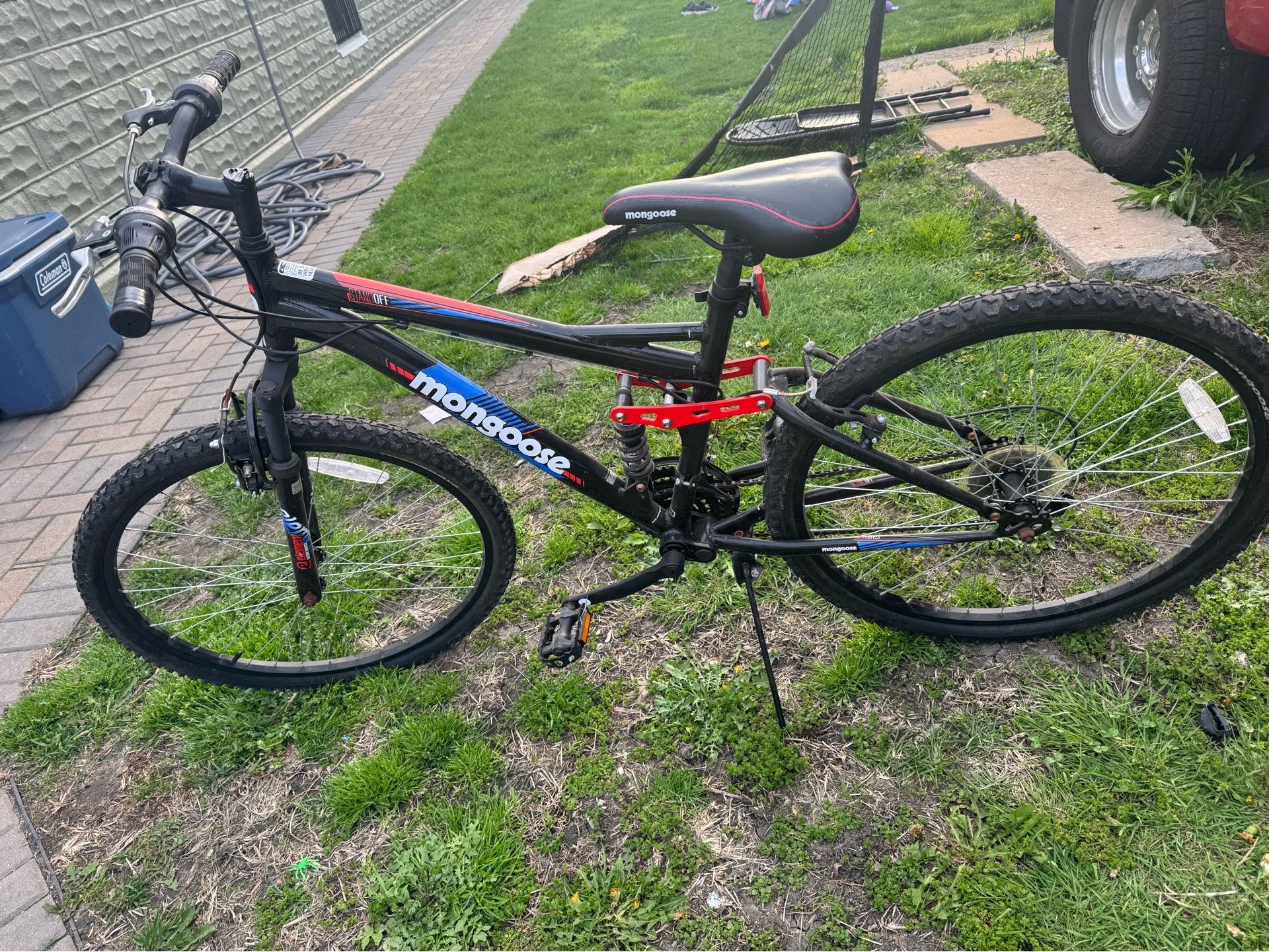 Mongoose Standoff 26-inch Mountain Bike - photo 2