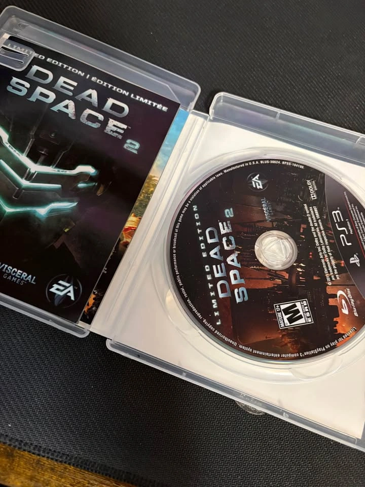 Dead Space 2 Collector's Edition + Figures - photo 4