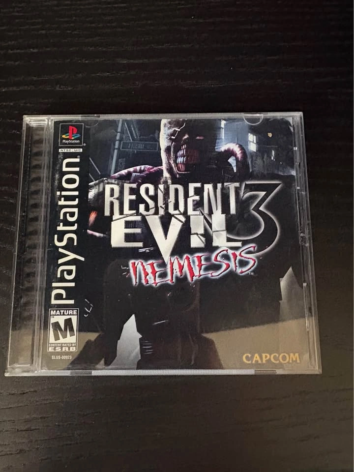 Resident Evil PS1 Trilogy Lot – RE1 Director’s Cut, RE2 (Leon Di - photo 4