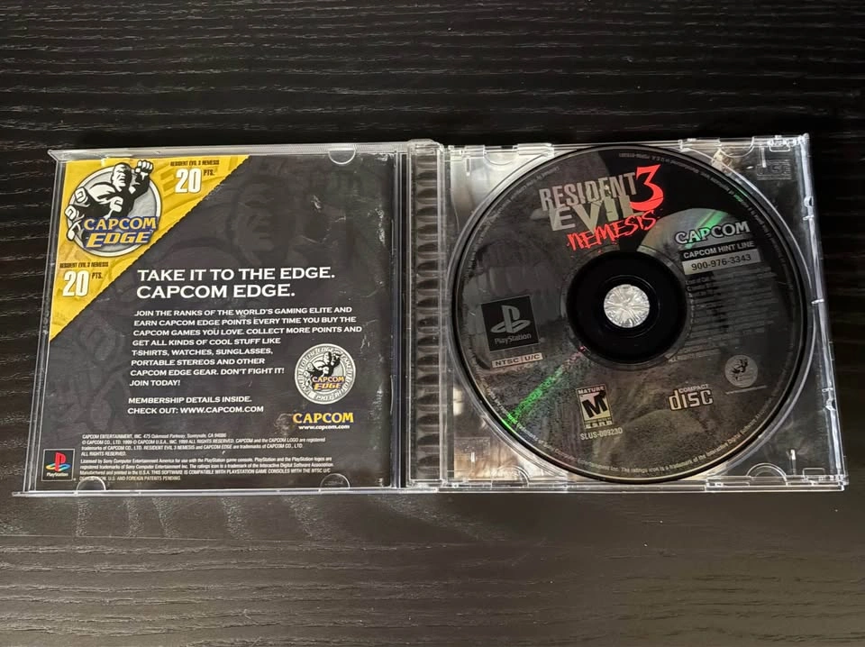 Resident Evil PS1 Trilogy Lot – RE1 Director’s Cut, RE2 (Leon Di - photo 5