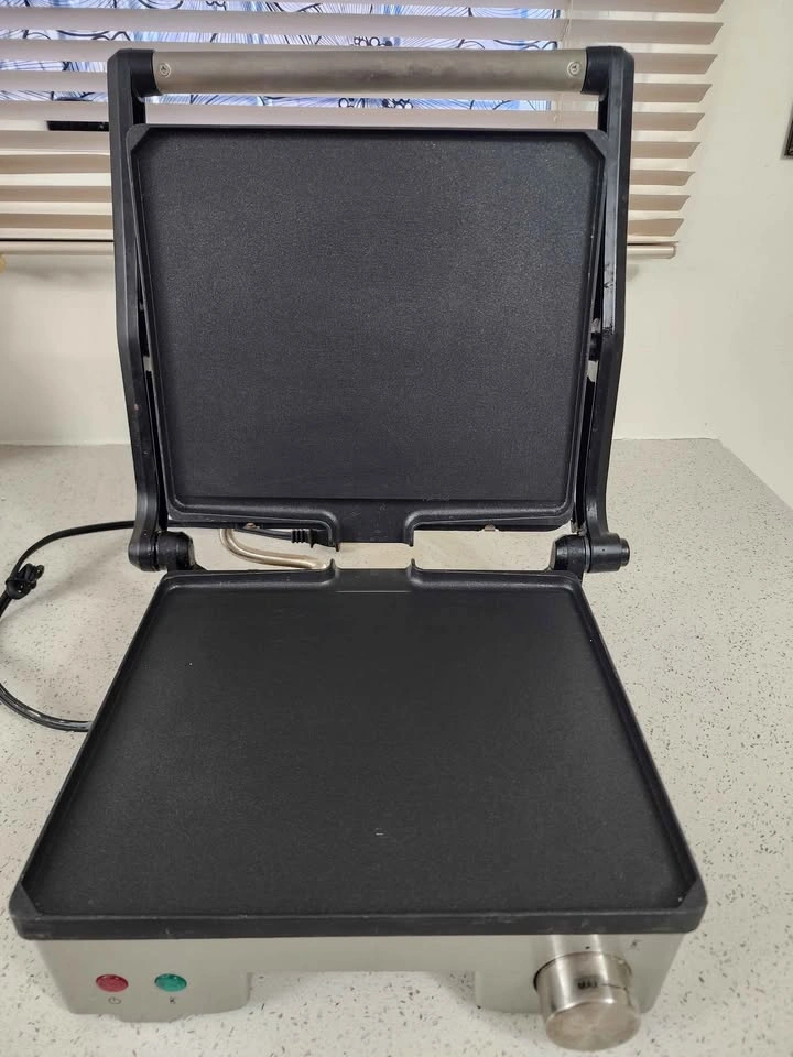George Foreman Electric Grill - photo 4
