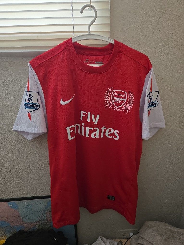 Van Persie Arsenal Jersey 2011-12