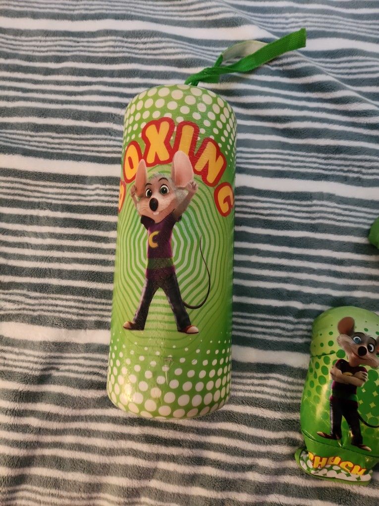 Chuck E Cheese Boxing Glove And Bag Set - photo 2