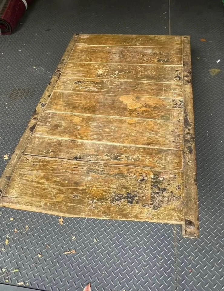 Antique Factory Cart Coffee Table – Rustic Oak & Metal - photo 4