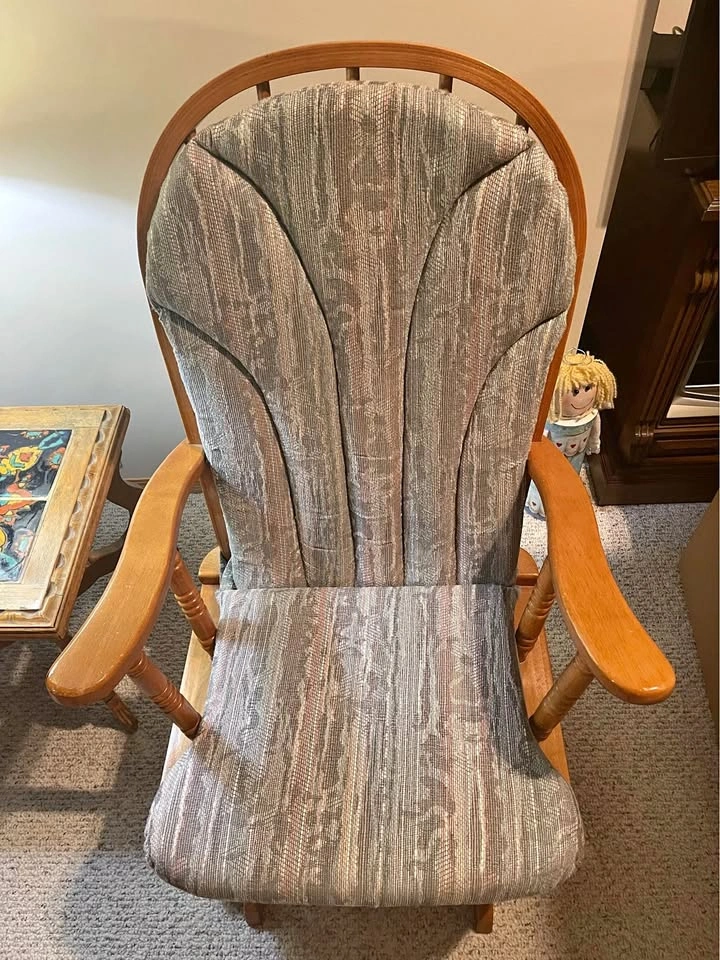 Rocking chair