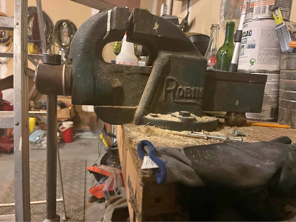 Vintage Robin Vice