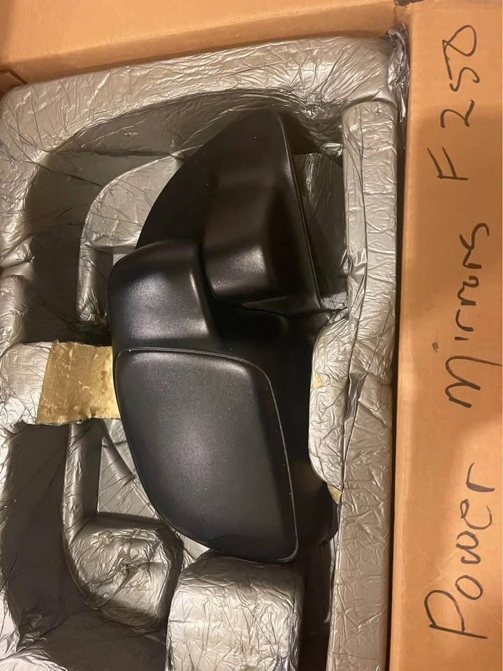 2000 Ford F-250 Super Duty Side Mirrors - photo 2
