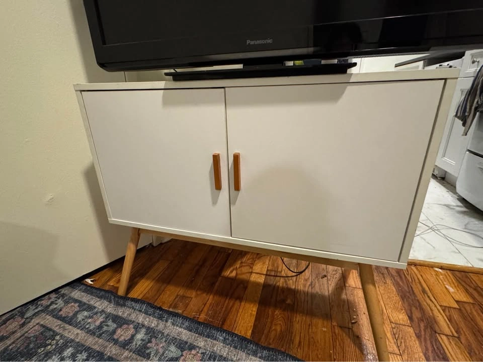 Side cabinet or small tv stand - photo 3