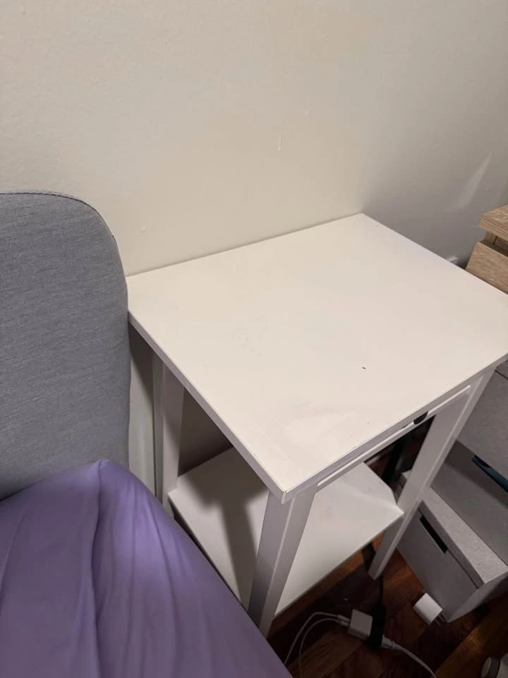 Pair of Ikea HEMNES White Nightstands - photo 5