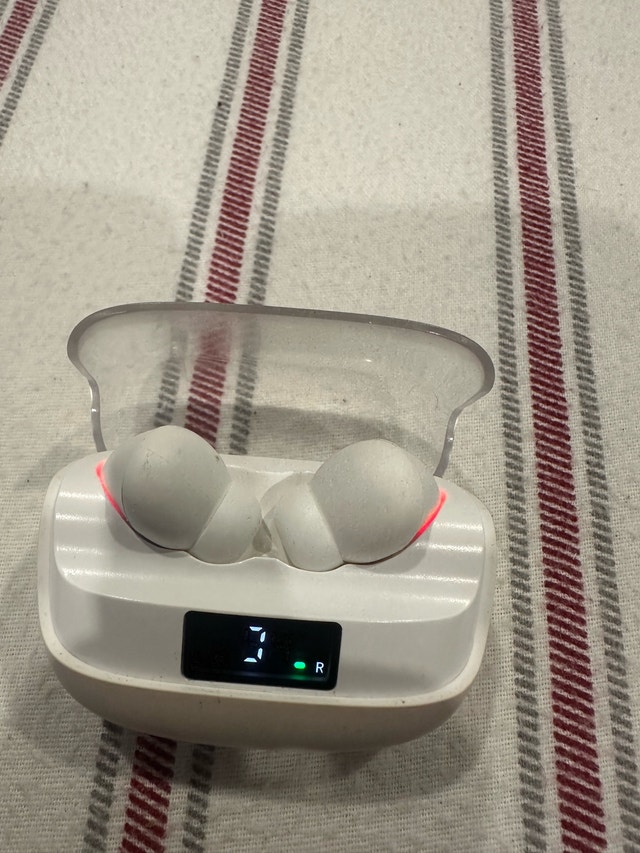 Wireless Earbuds - photo 2