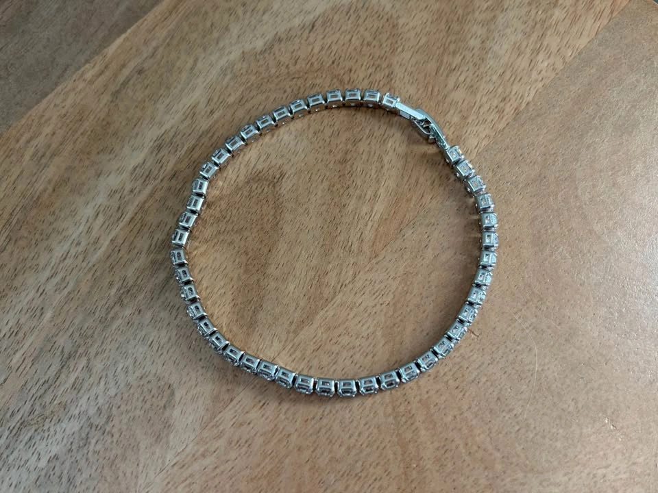 Elegant Tennis Bracelet – Silver Tone, Clear Stones (21cm) - photo 2