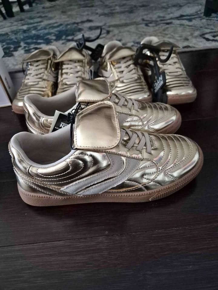 Brand New Madden Girls Gold Running Shoes Size 1 & 3