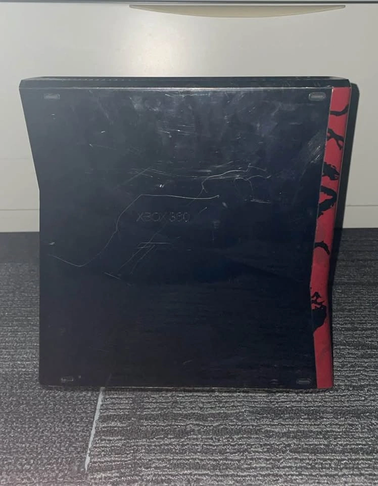 MODDED SPECIAL EDITION XBOX 360 SLIM - photo 3