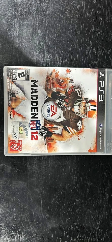 Play Station 3 - Madden NFL 12
