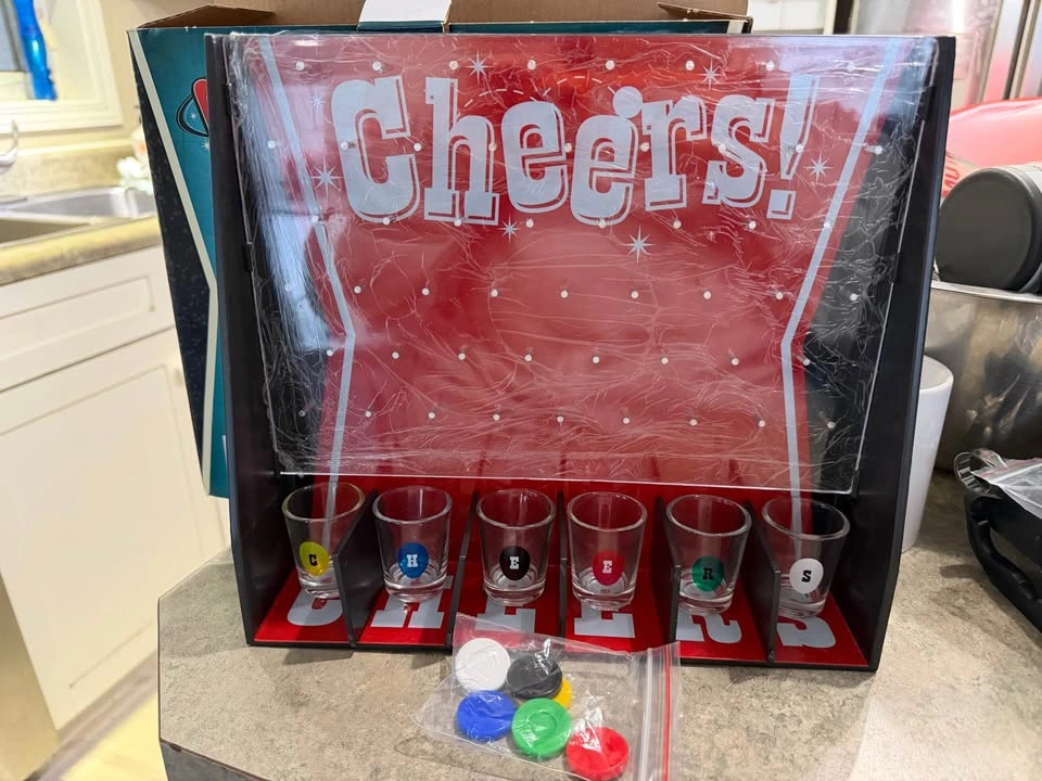 Cheers! Drinking Game – Brand new - photo 4