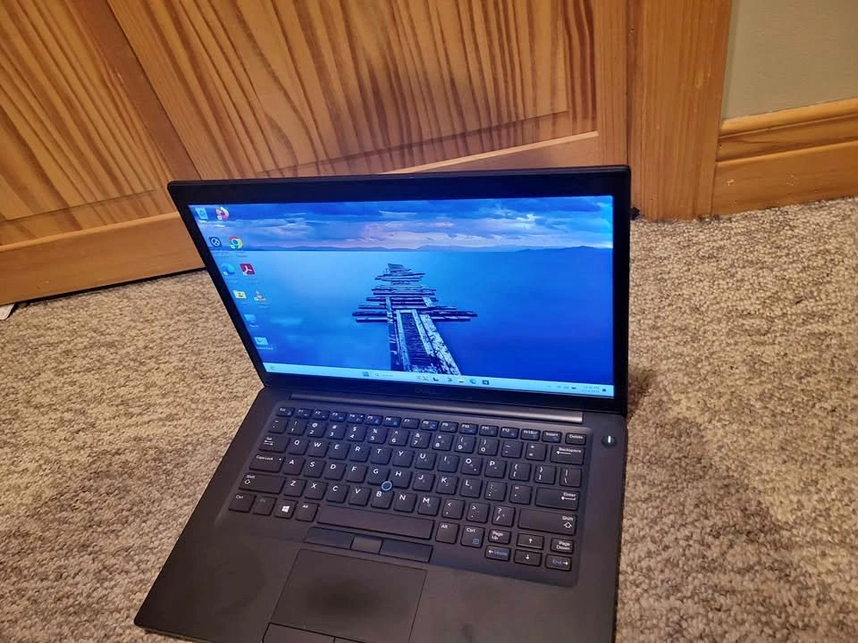 Dell Latitude 7490 i7 8650M 16GB RAM 256GB SSD 14" Win11