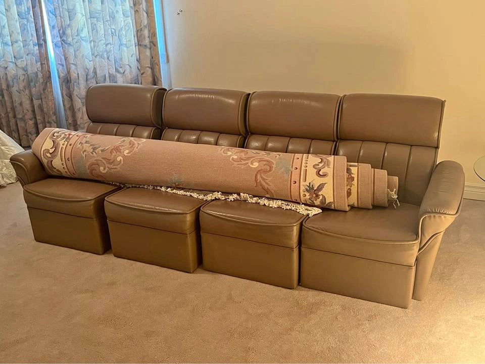 Four-Seat man made Leather Sofa
