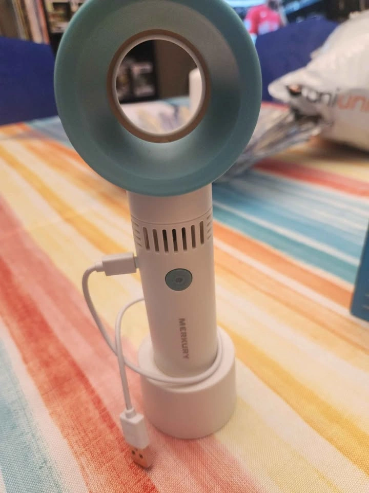 Merkury Bladeless Portable USB Fan - photo 3