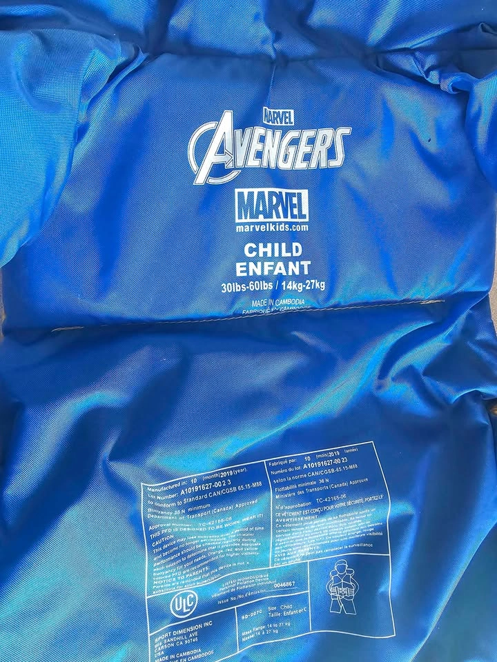 Marvel Avengers Child Life Vest 30-60lbs - Life Jacket - photo 3