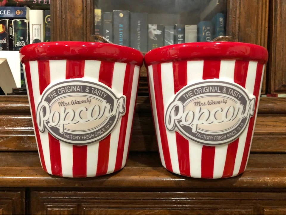 Stokes Vintage-style Popcorn Bowls (set of 2)