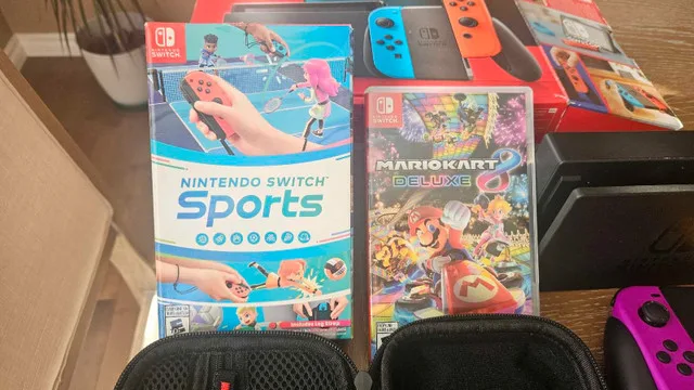Nintendo Switch plus 2 games image indicator(2)