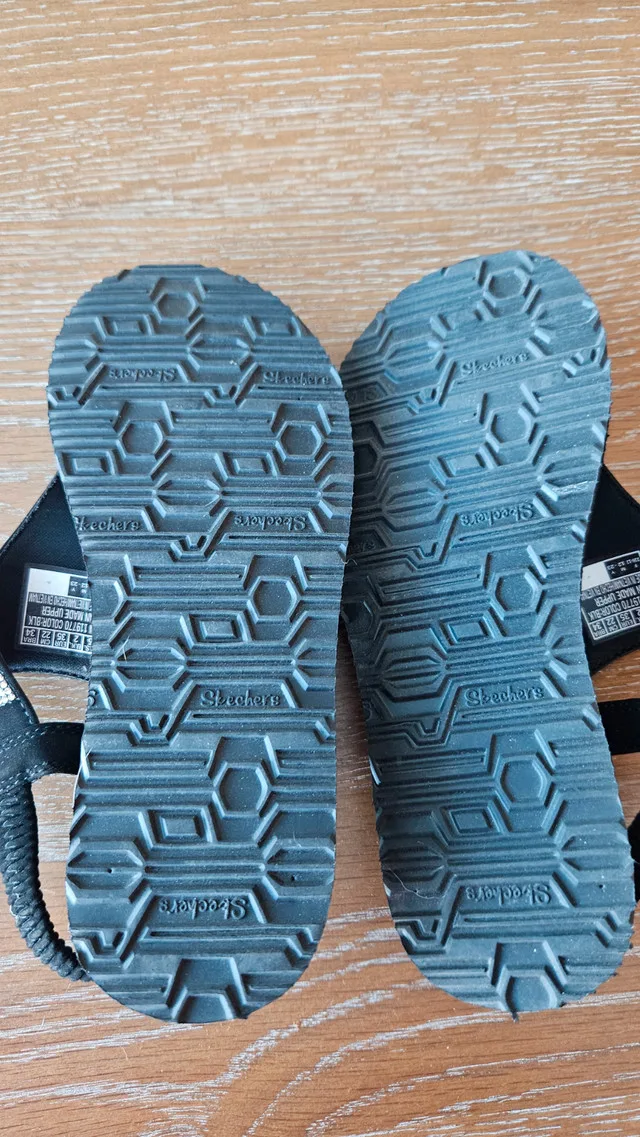 Skechers Cali Yoga Foam Sandals image indicator(3)